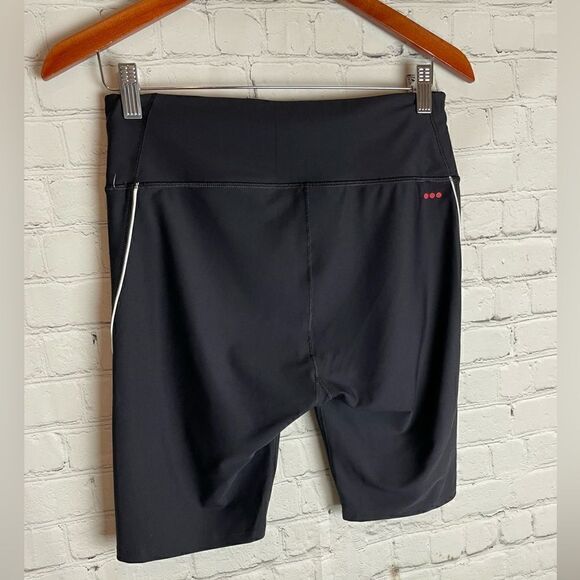 SAUCONY WOMEN'S FORTIFY 8" SHORT LARGE - Picture 13 of 14